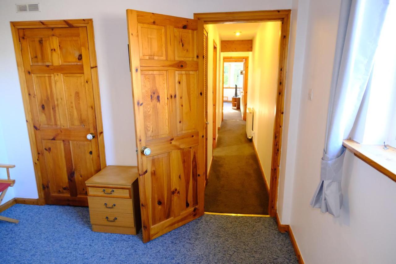 Lovely 1-Bedroom Apartment With Free Parking Inverness Exterior photo